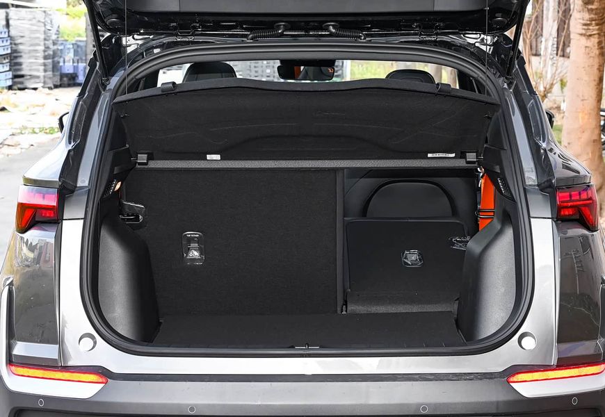 Geely Coolray/X50+ (Binyue L) Battle
