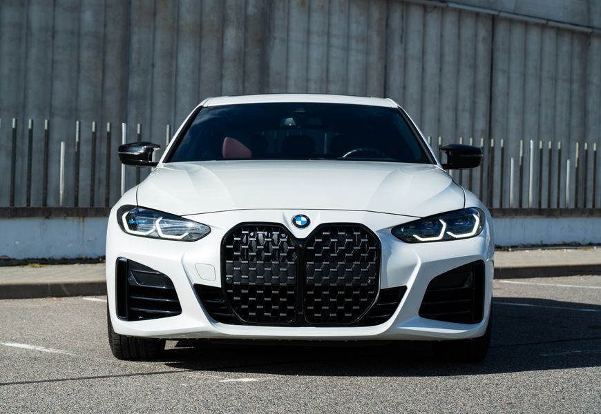 BMW M440i (G26)