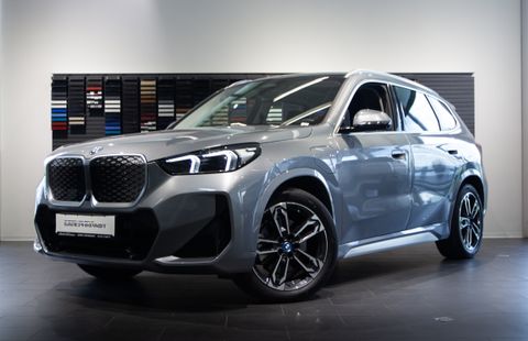 BMW iX1 xDrive30L