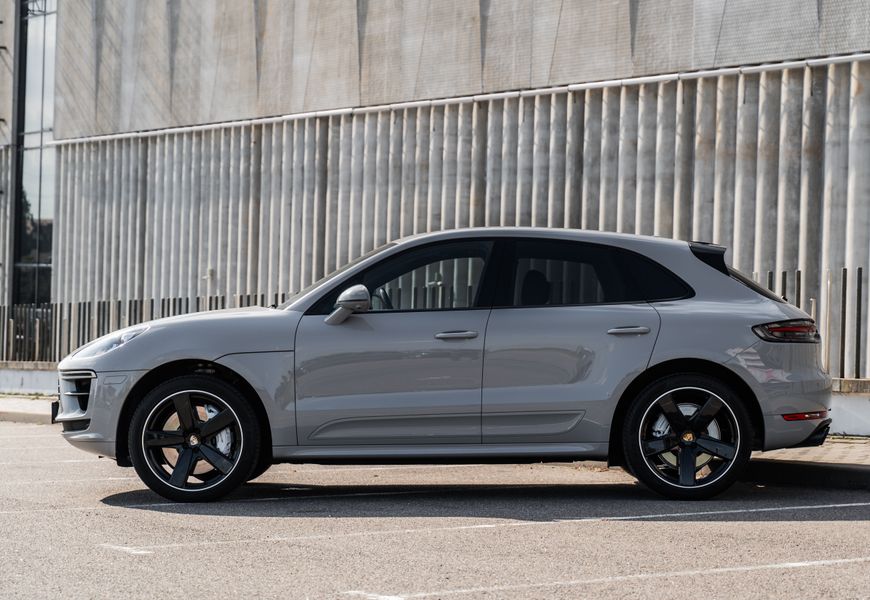 Porsche Macan Turbo (95B.2)
